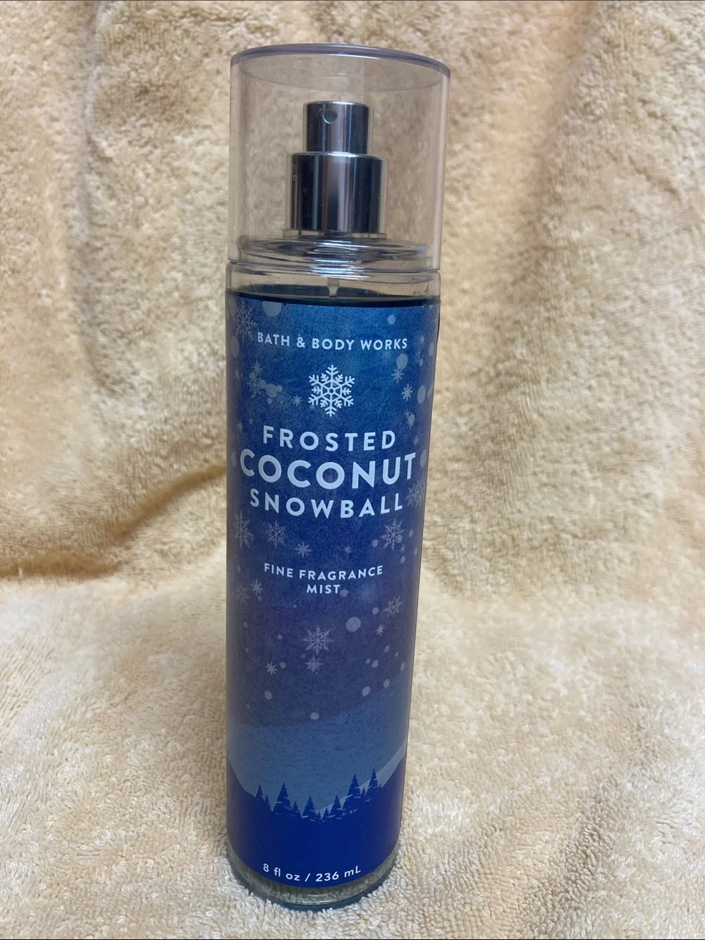 Bath & Body Works Frosted Coconut Snowball Mist - Blue